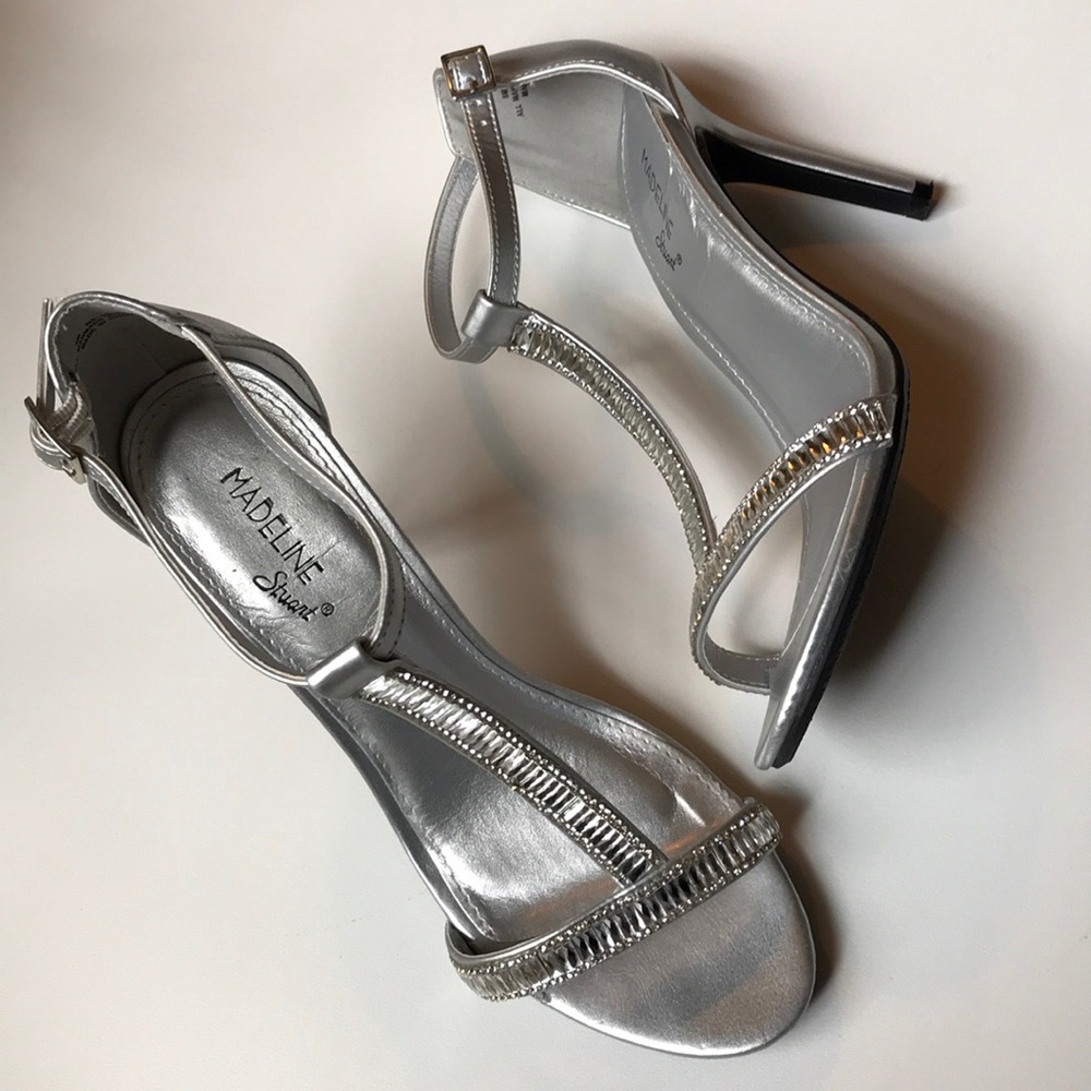 Silver Rhinestone Strappy Heels🌺HP🌺 - Picture 4 of 8